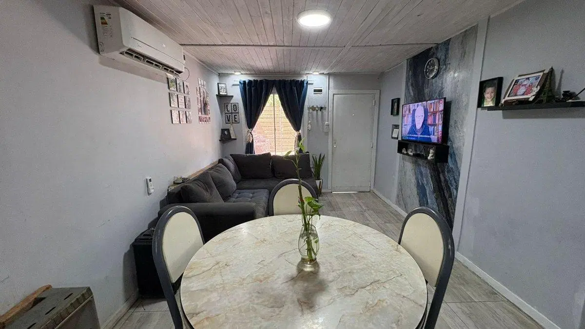 VENTA CASA 3 AMB CON PATIO Y PILETA - SPEGAZZINI 2