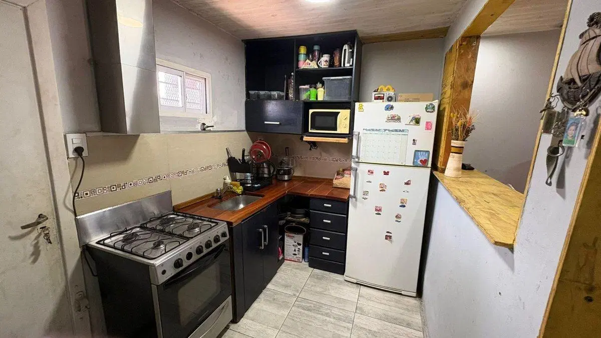 VENTA CASA 3 AMB CON PATIO Y PILETA - SPEGAZZINI 3