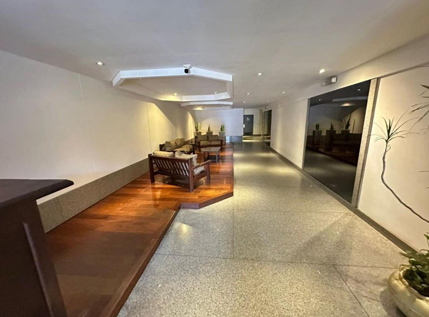 Foto de DEPTO DE 2 AMB EN VENTA AV CORDOBA 1600 REC NUEVO, imagen 2
