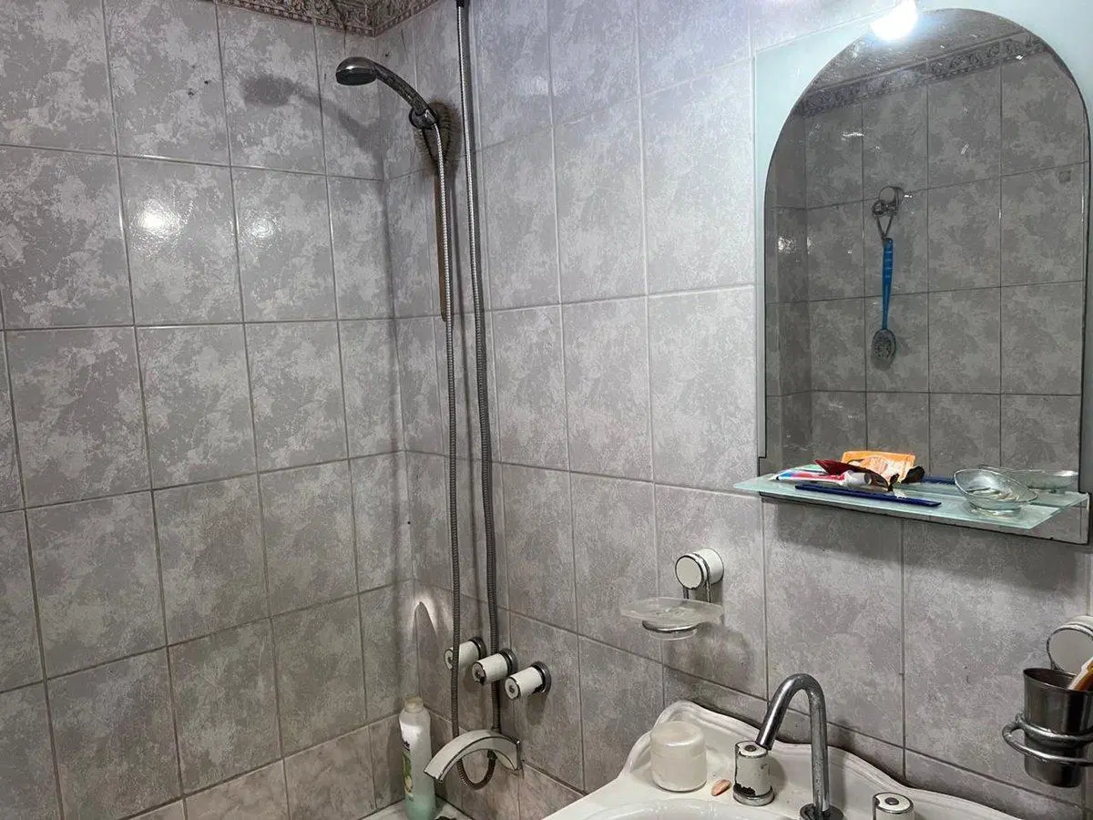 CASA DE 4 AMB EN VENTA EN TEMPERLEY CON 2 LOCALES 5
