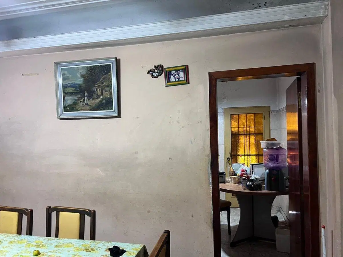 CASA DE 4 AMB EN VENTA EN TEMPERLEY CON 2 LOCALES 8