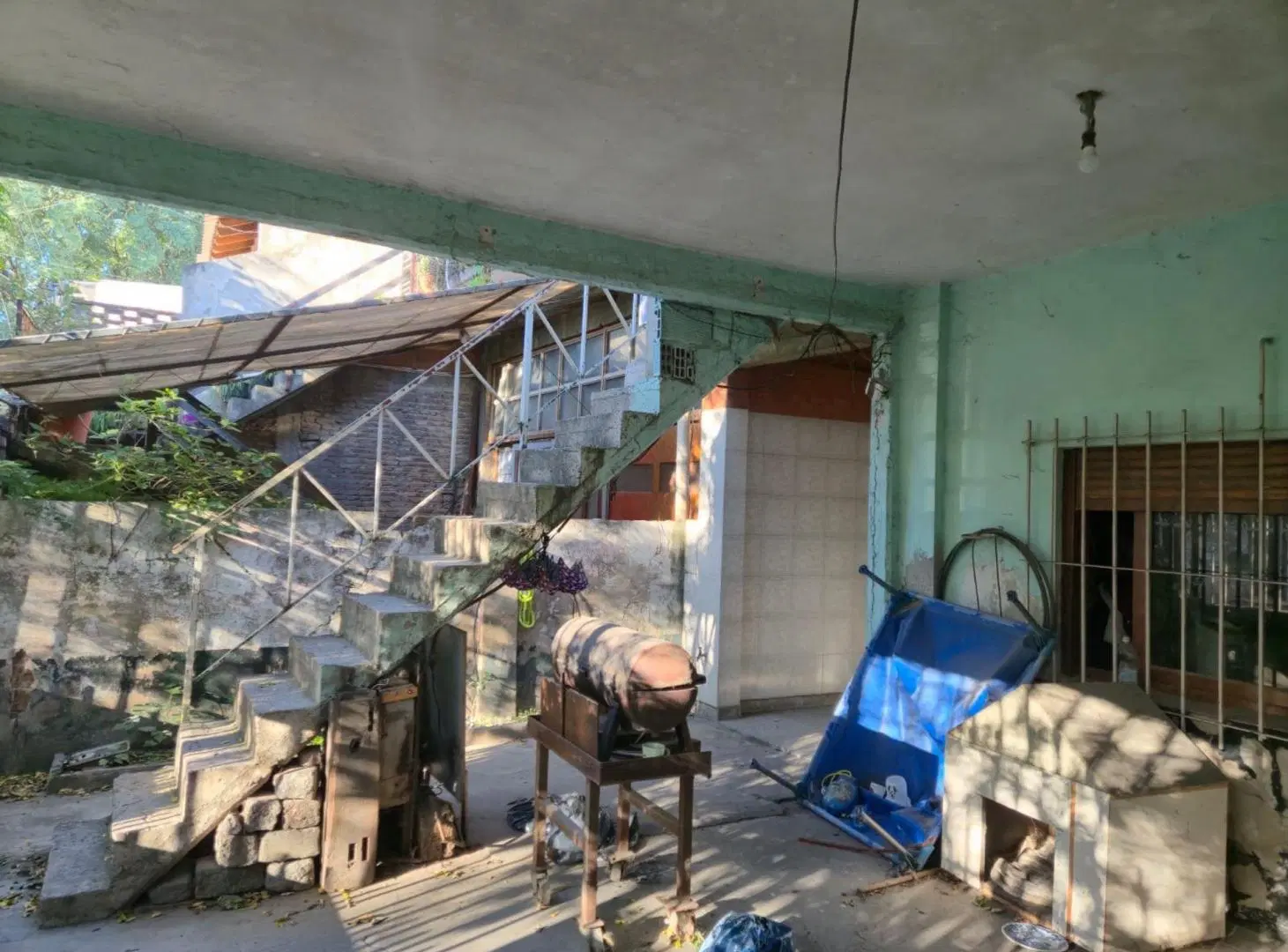 CASA MULTIFAMILIAR EN VENTA EN LANUS 4