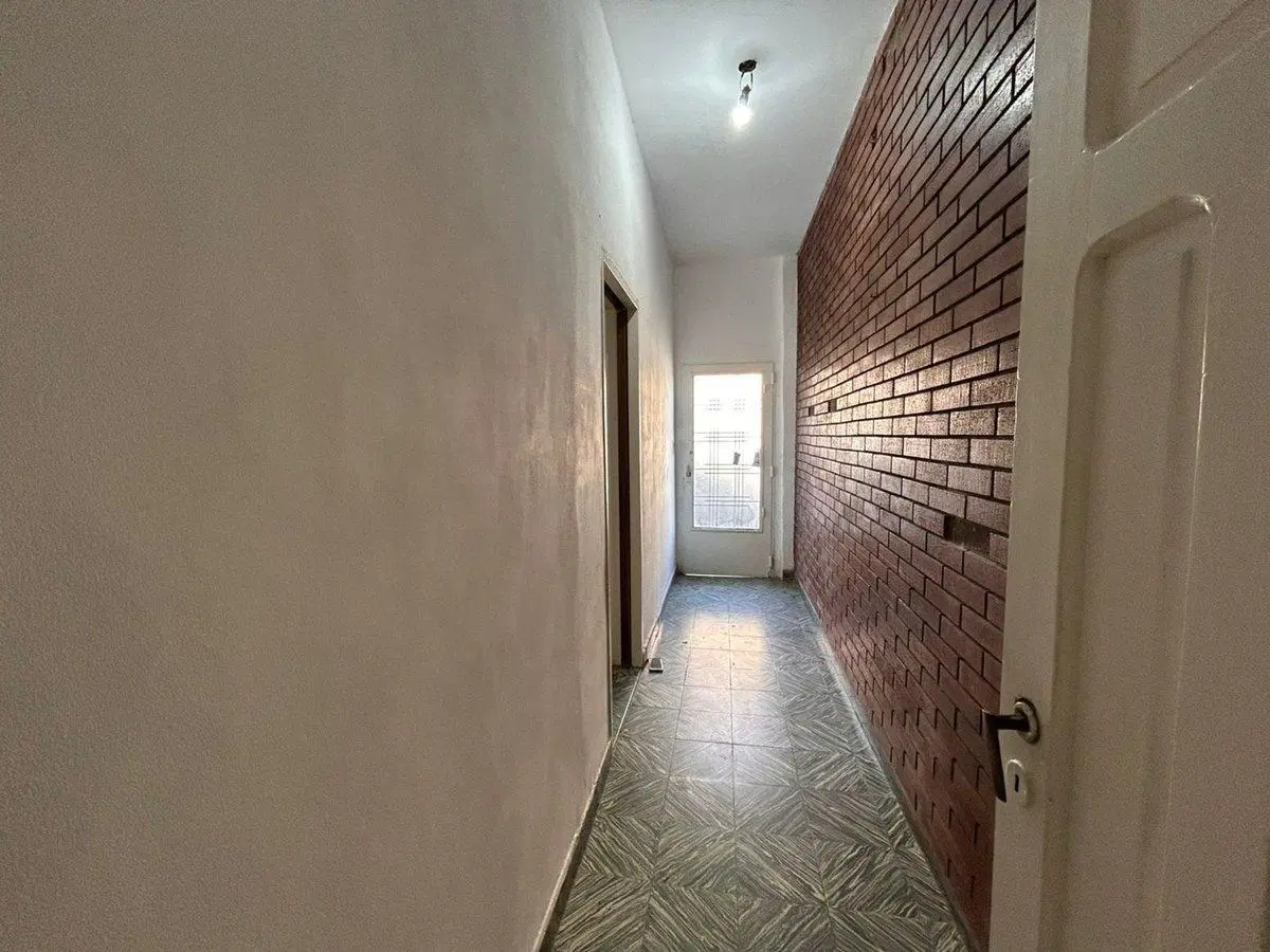 CASA DE 3 AMBIENTES EN GERLI CON GALPON DE 120M2 5
