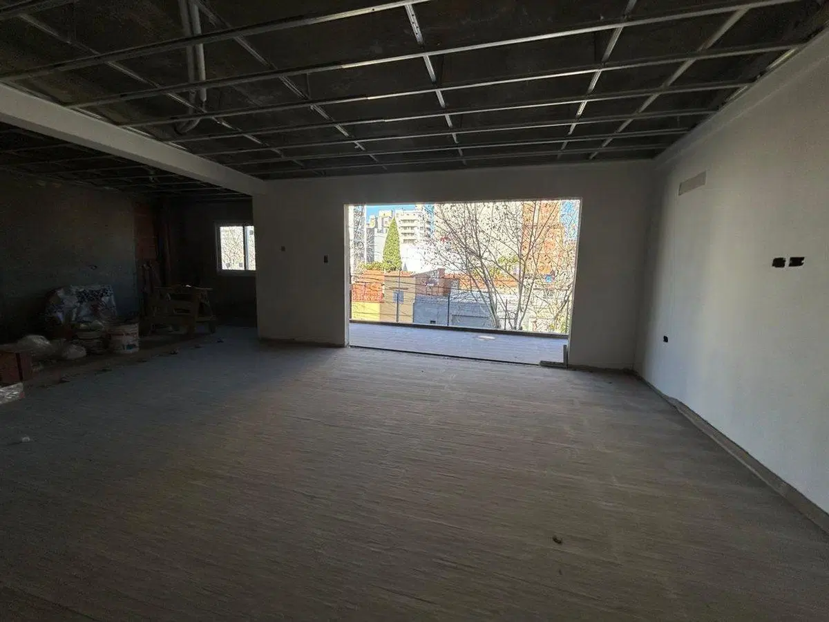 DEPARTAMENTO DE 4 AMB EN VENTA  LANUSITA  ESTRENAR 3