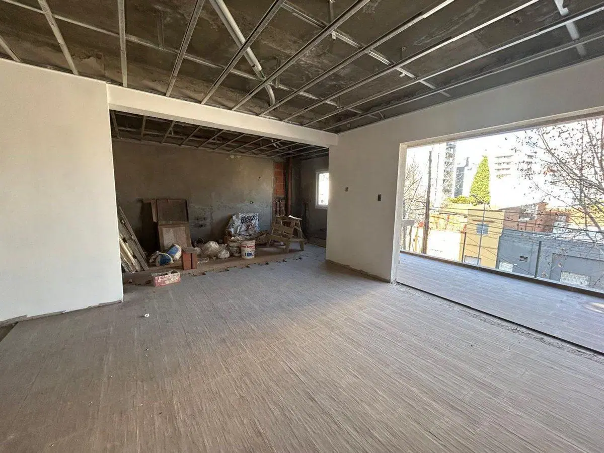 DEPARTAMENTO DE 4 AMB EN VENTA  LANUSITA  ESTRENAR 2
