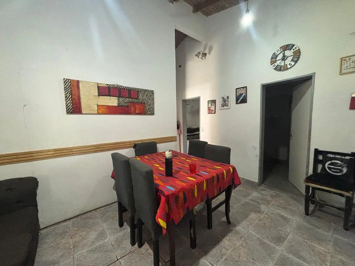 CASA EN VENTA EZEIZA LOTE 1000 M2.PERMUTA-FINANCIA 8