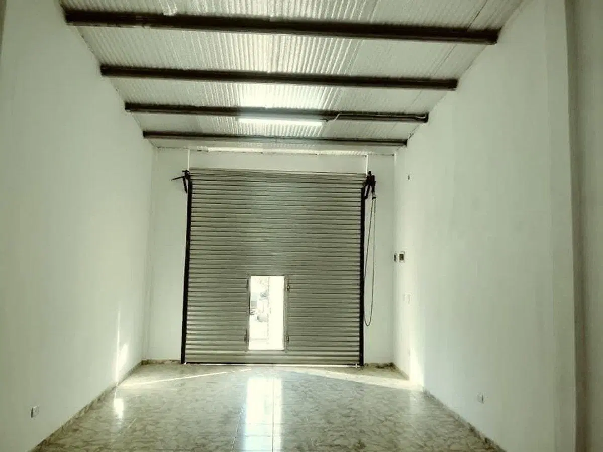 Venta en block deptos + locales Alejandro Korn 5