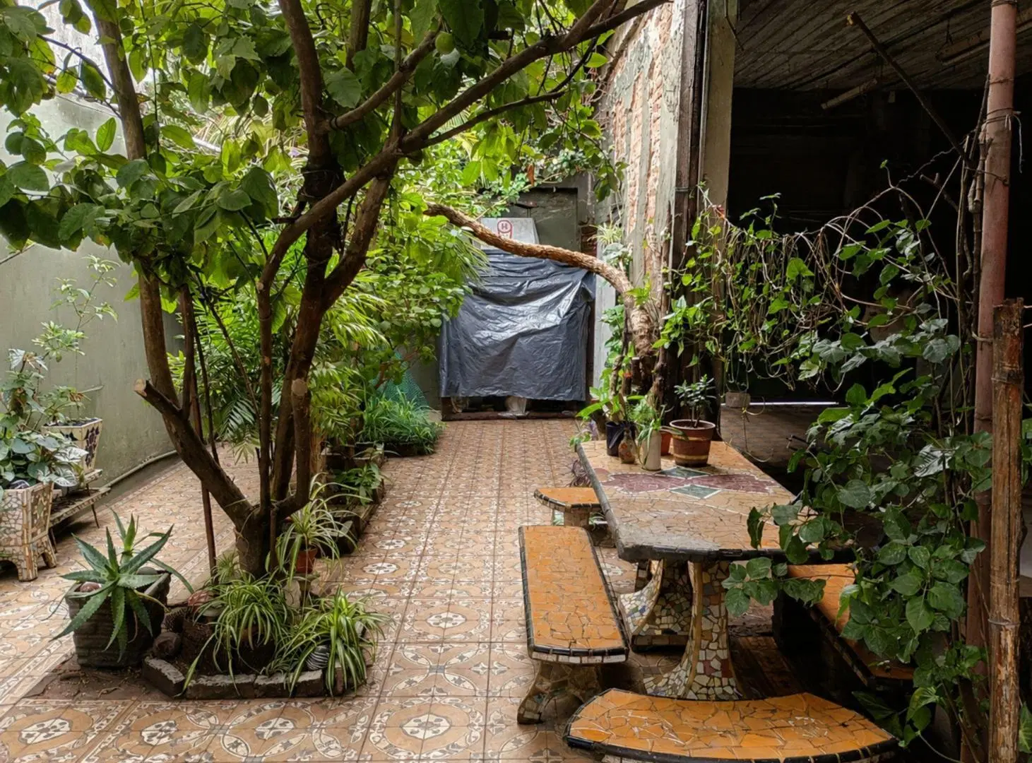 Casa con Amplio Espacio Multifuncional en venta. 2