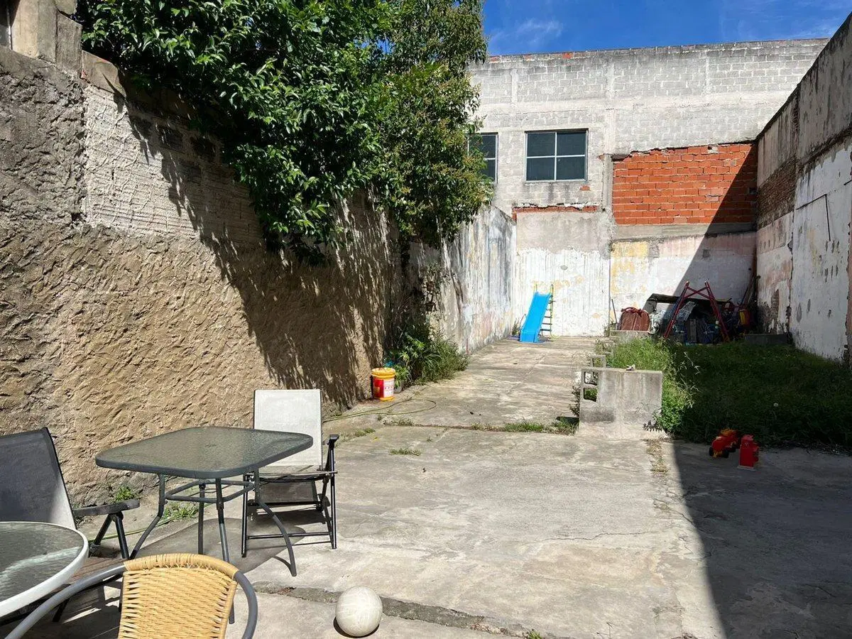CASA 5 AMB, FONDO, COCHERA, PIÑEYRO 5