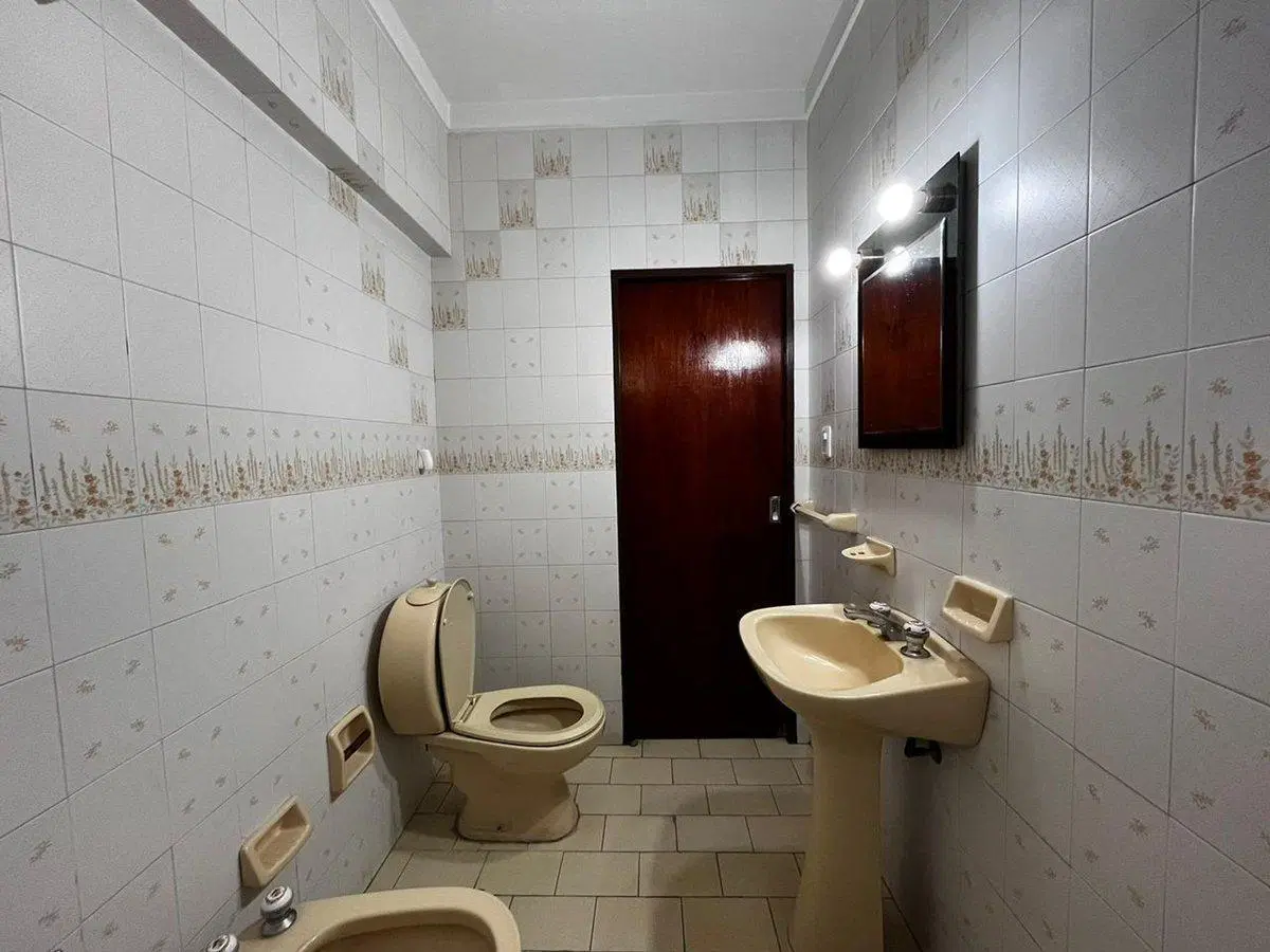 VENTA DE CASA + GALPON- WILDE- APTA CREDITO 5