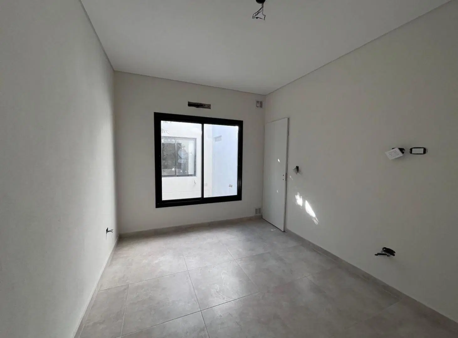 DEPARTAMENTO 2 AMB. A ESTRENAR EN VALENTIN ALSINA 3