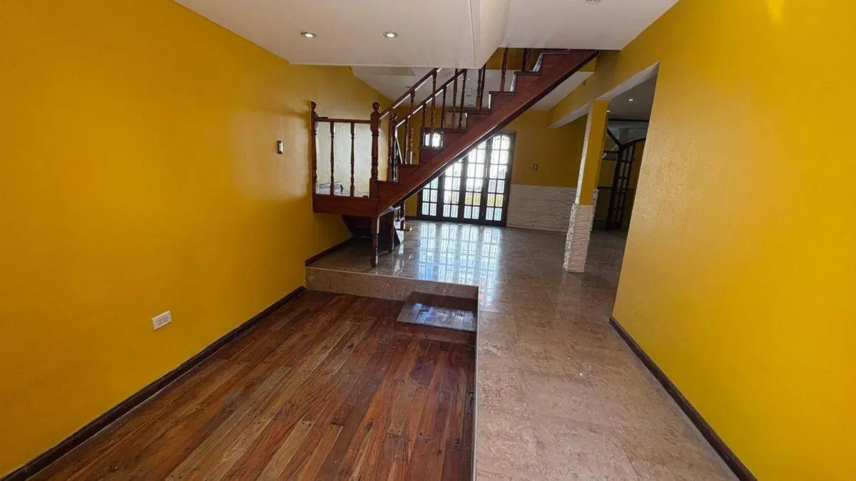 PH TIPO  CASA 4 AMB CON PATIO Y TERRAZA LANUS ESTE 2