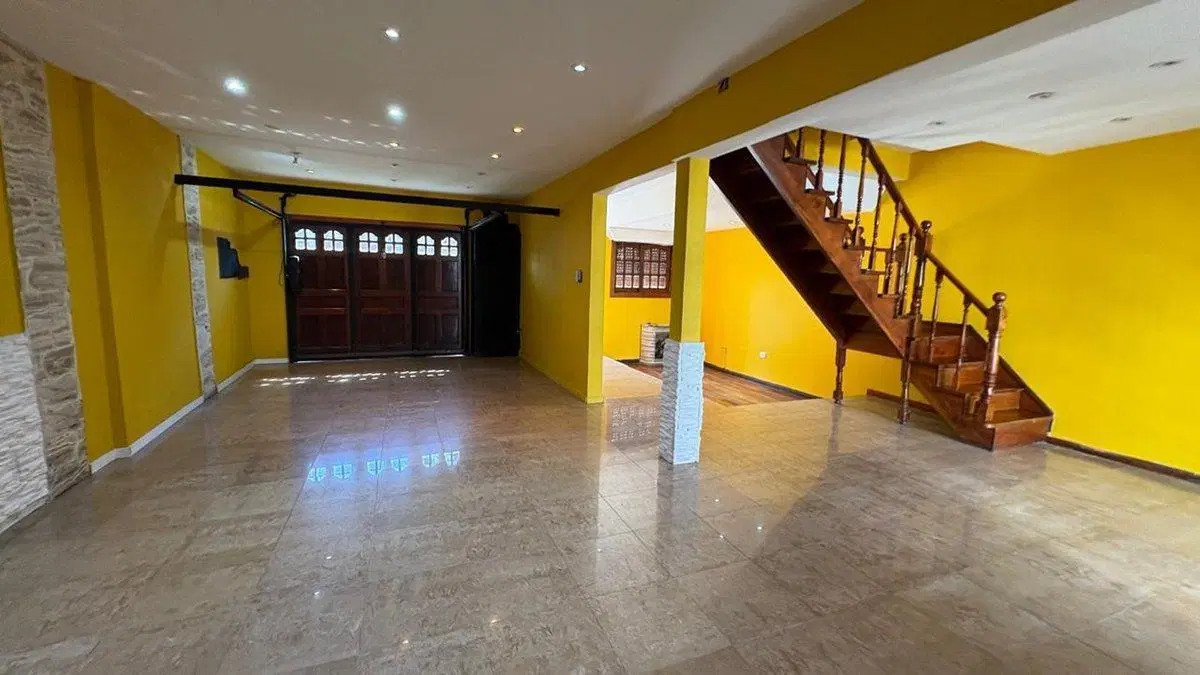 PH TIPO  CASA 4 AMB CON PATIO Y TERRAZA LANUS ESTE 4