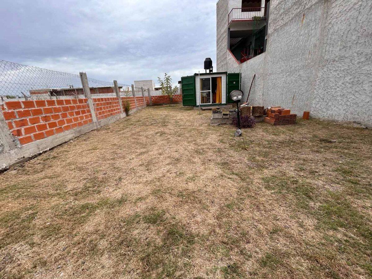 Foto de VENTA LOTE 200M2- CASA CONTAINER HABITABLE - GLEW, imagen 2