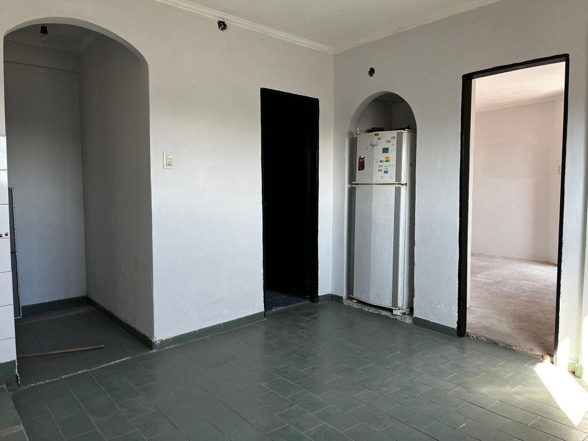 Foto de DPTO 2AMB- VENTA-PERMUTA 39M2-Valentín Alsina, imagen 5