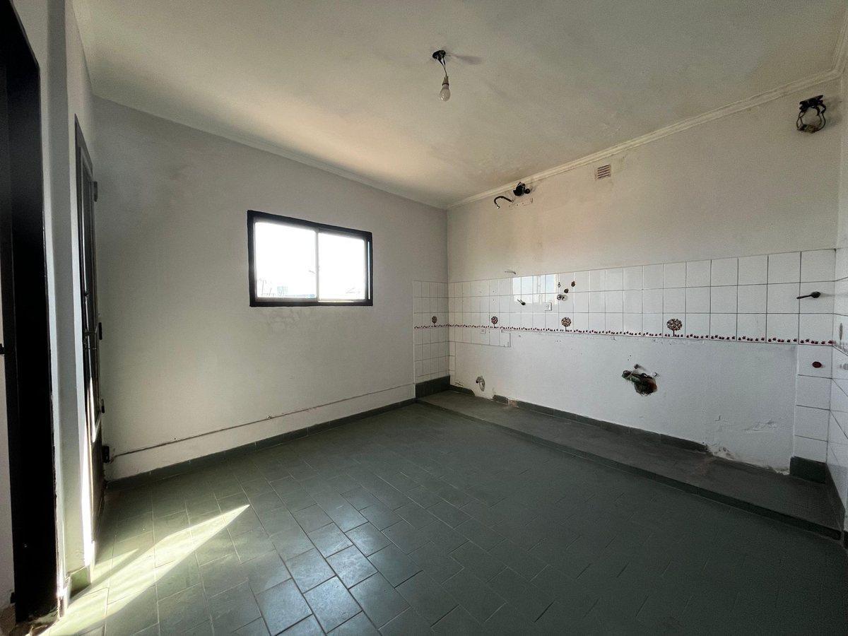 Foto de DPTO 2AMB- VENTA-PERMUTA 39M2-Valentín Alsina, imagen 4