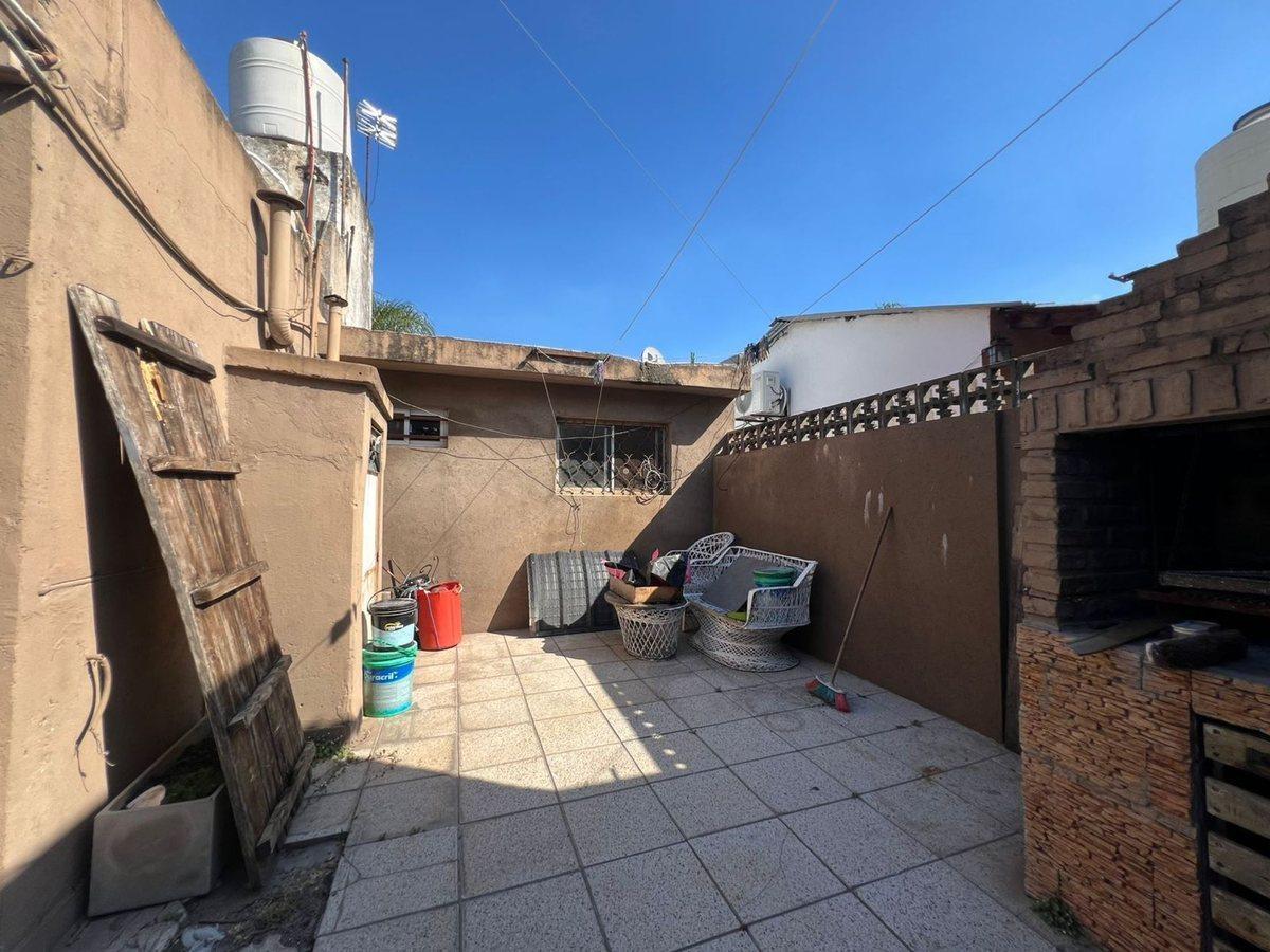 Foto de CASA EN VENTA 5 AMB, imagen 4