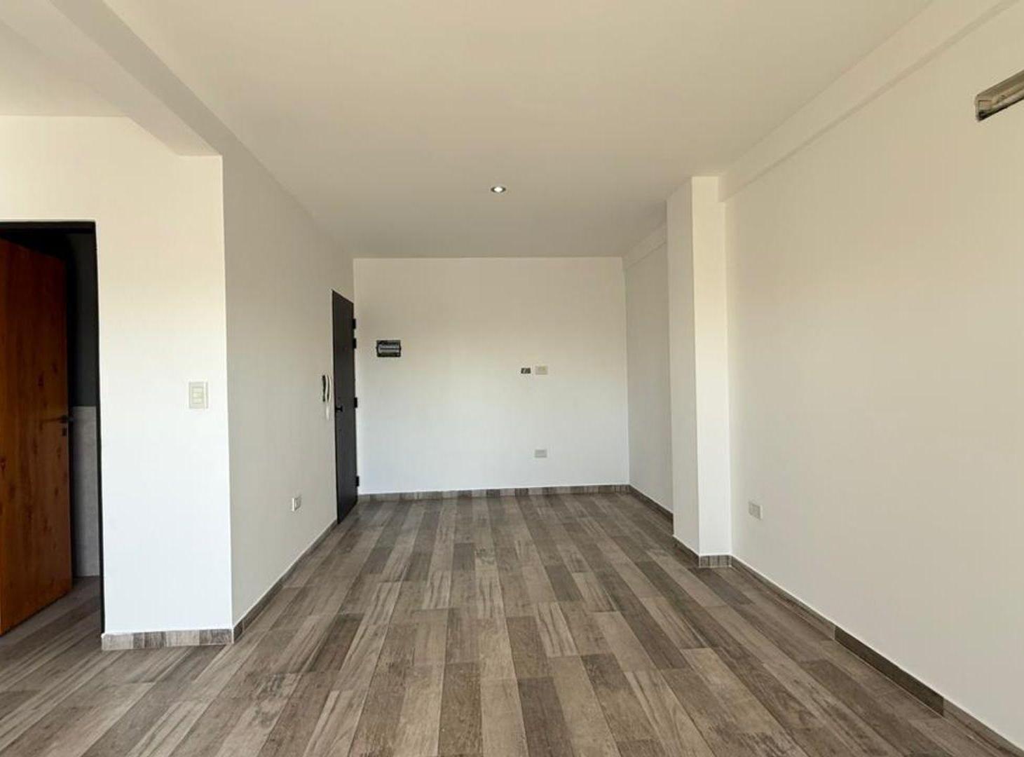 Foto de VENTA DTO 2 AMB A ESTRNAR- LANUS OESTE, imagen 5