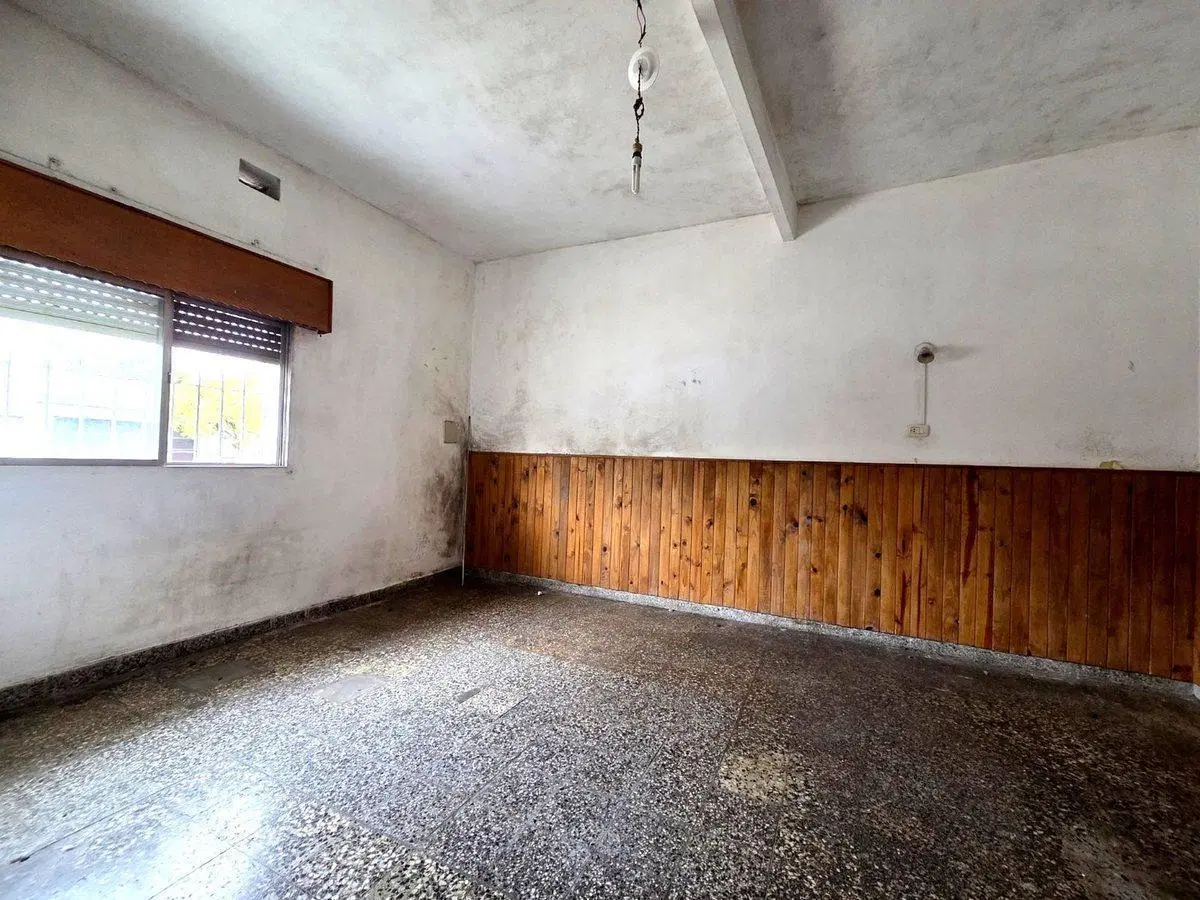 LOTE CON 5 DPTOS Y FONDO LIBRE.IDEAL INVERSOR 3