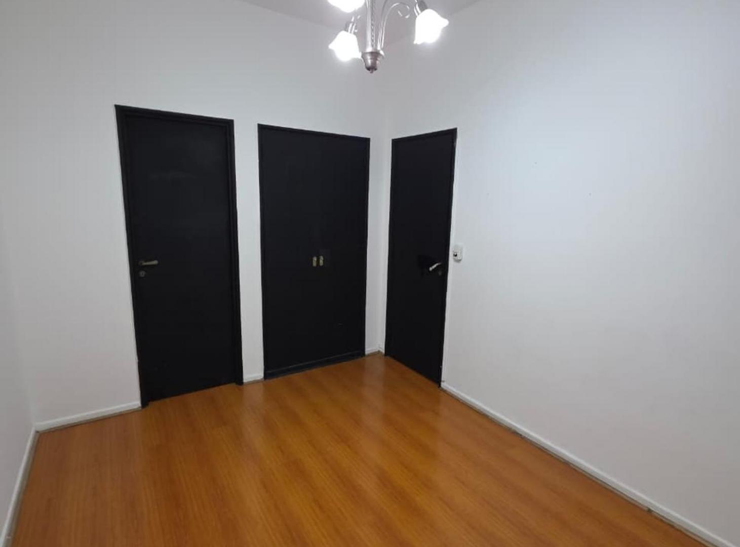 Foto de ALQUILER 2 AMB PATIO INTERNO APTO PROF MICROCENTRO, imagen 2