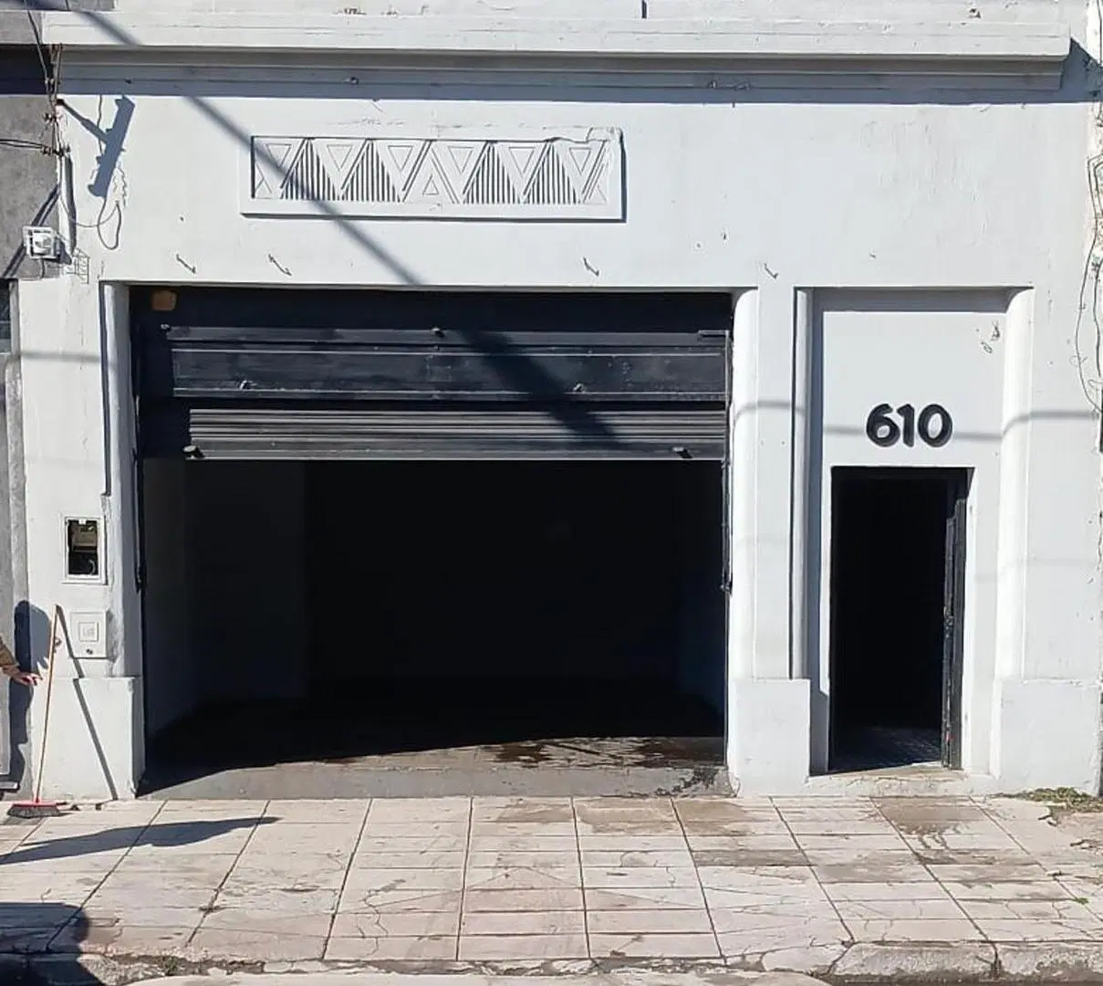 ALQUILER LOCAL COMERCIAL 54m2 - VALENTIN ALSINA 3