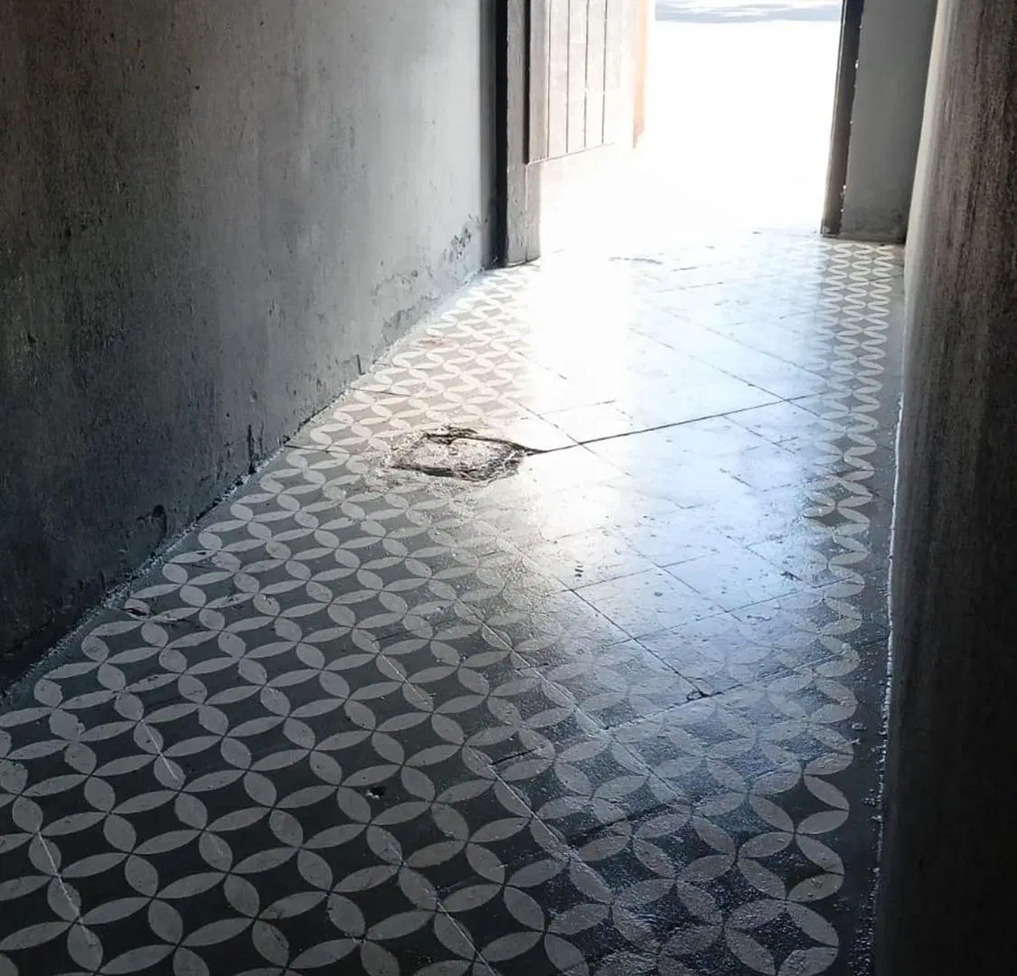 ALQUILER LOCAL COMERCIAL 54m2 - VALENTIN ALSINA 2