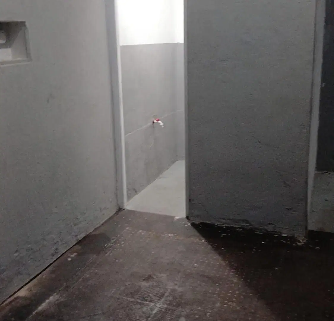 ALQUILER LOCAL COMERCIAL 54m2 - VALENTIN ALSINA 8
