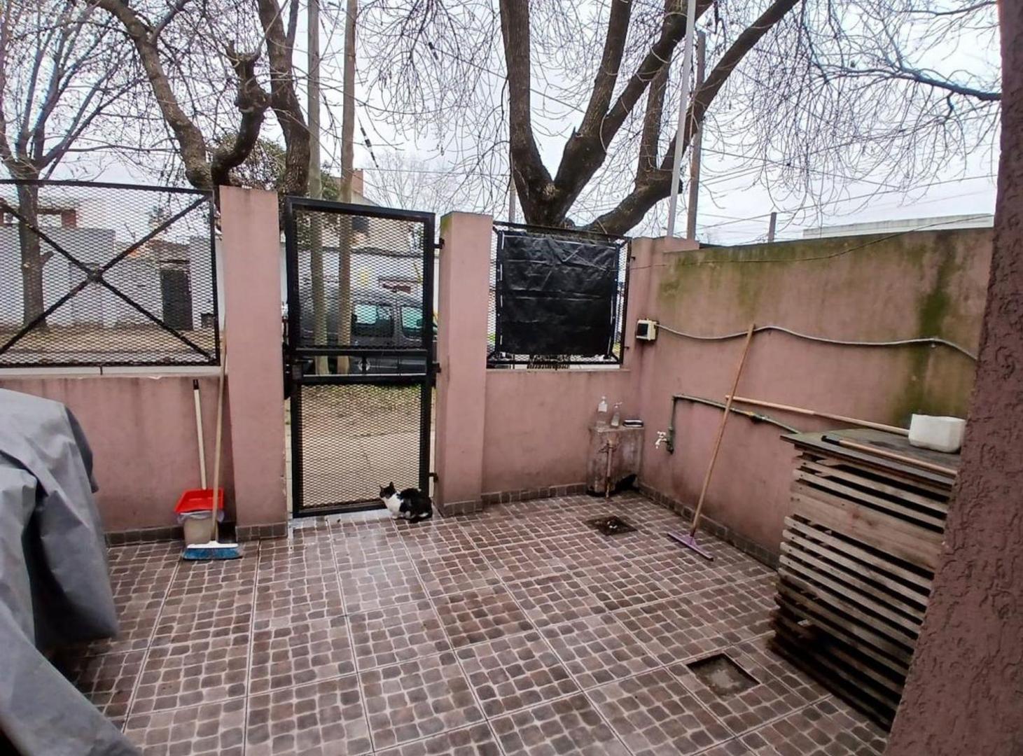Foto de Departamento 2 amb. en Alquiler en Lomas de Zamora, imagen 5