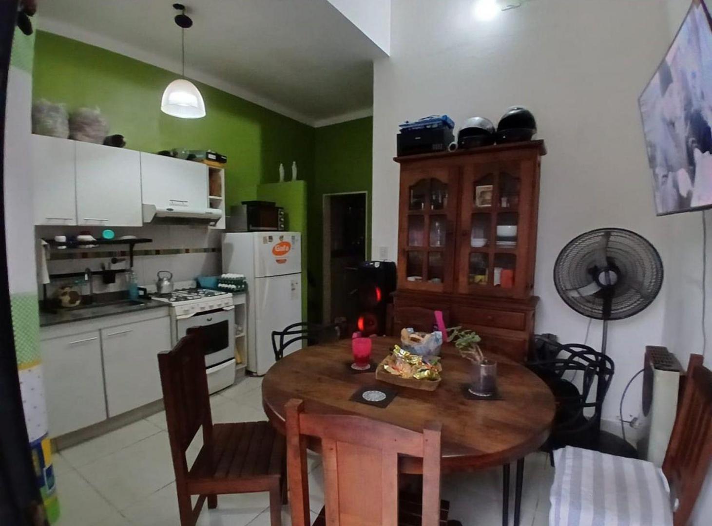 Foto de Departamento 2 amb. en Alquiler en Lomas de Zamora, imagen 2