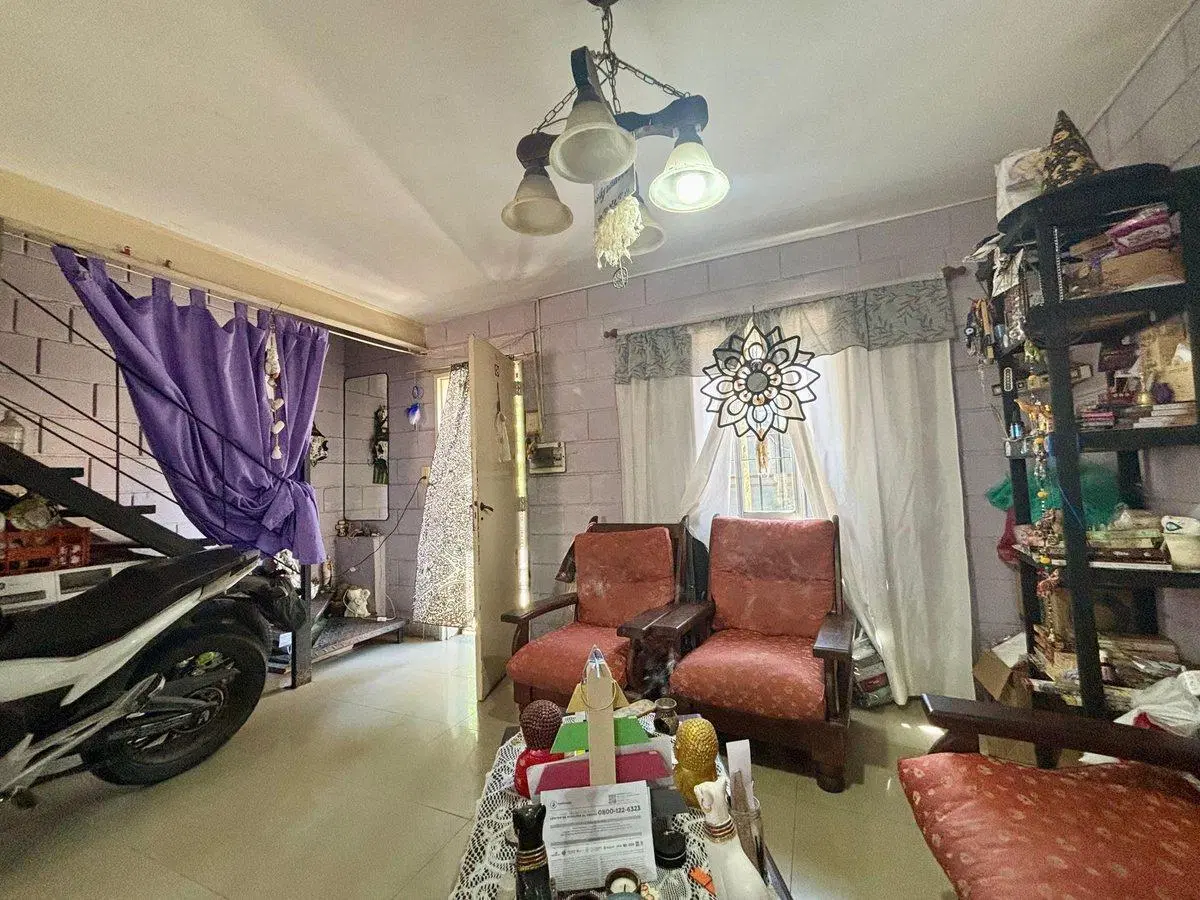 CASA TIPO DUPLEX EN VENTA  WILDE 1