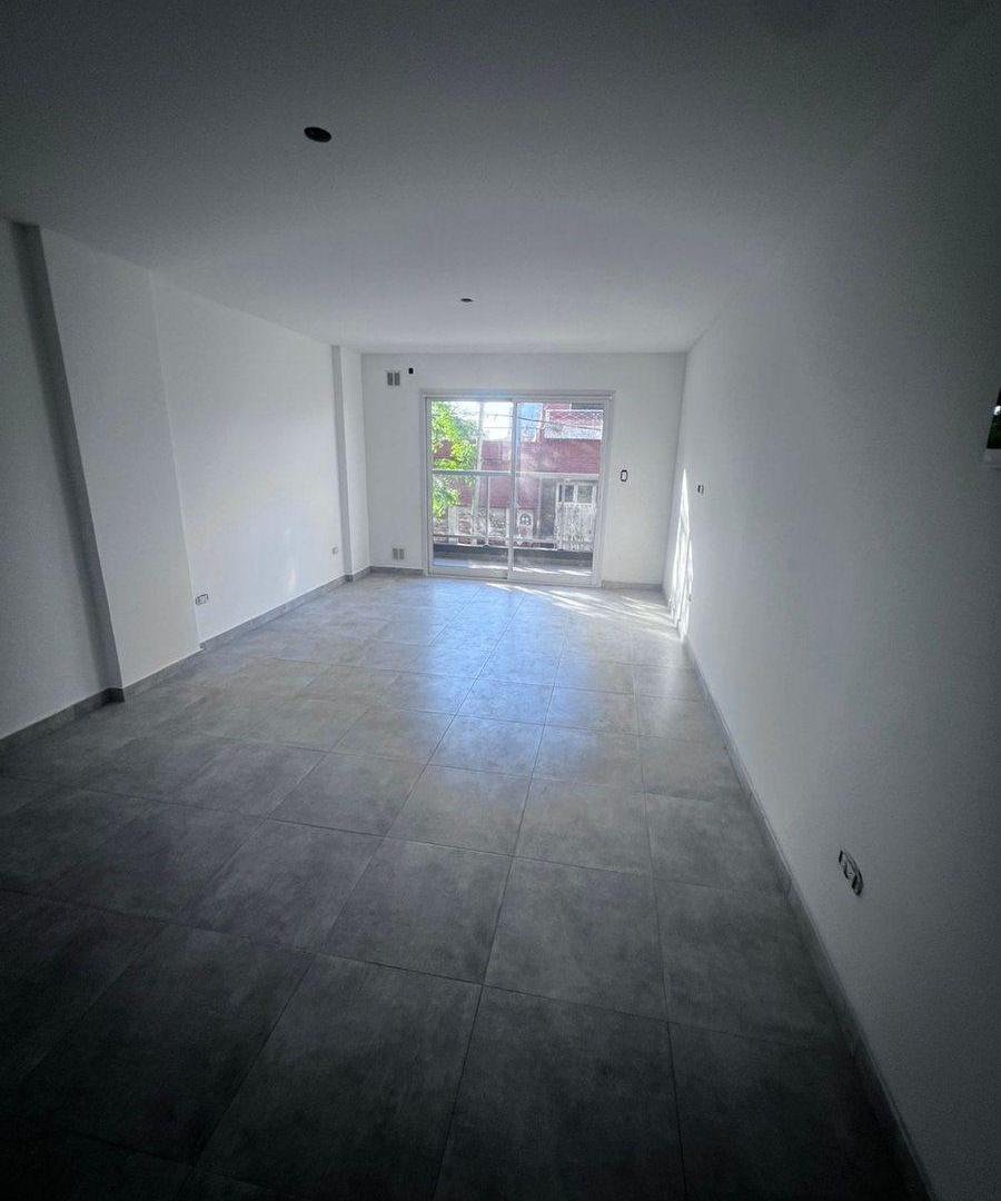 Foto de Dpto 1 amb a estrenar con balcon Lanus Oeste, imagen 5