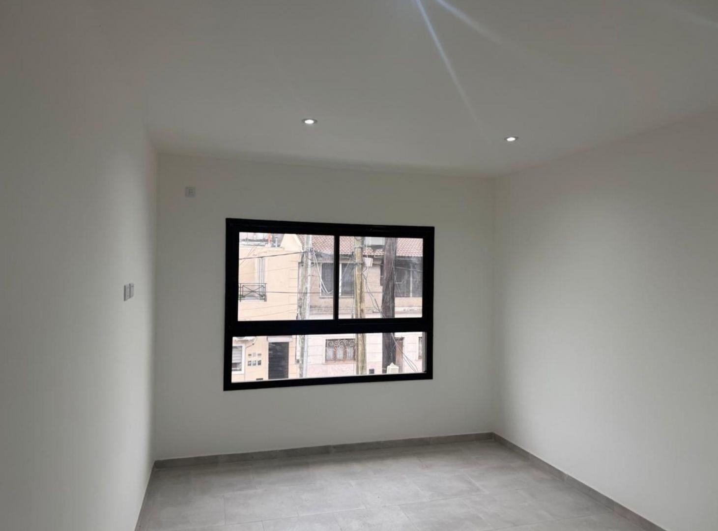 Foto de ALQUILER DEPTO 2 AMBIENTES - LANÚS OESTE, imagen 3