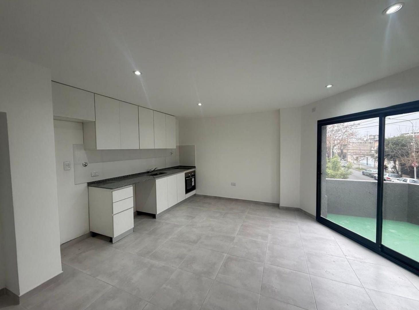Foto de ALQUILER DEPTO 2 AMBIENTES - LANÚS OESTE, imagen 1