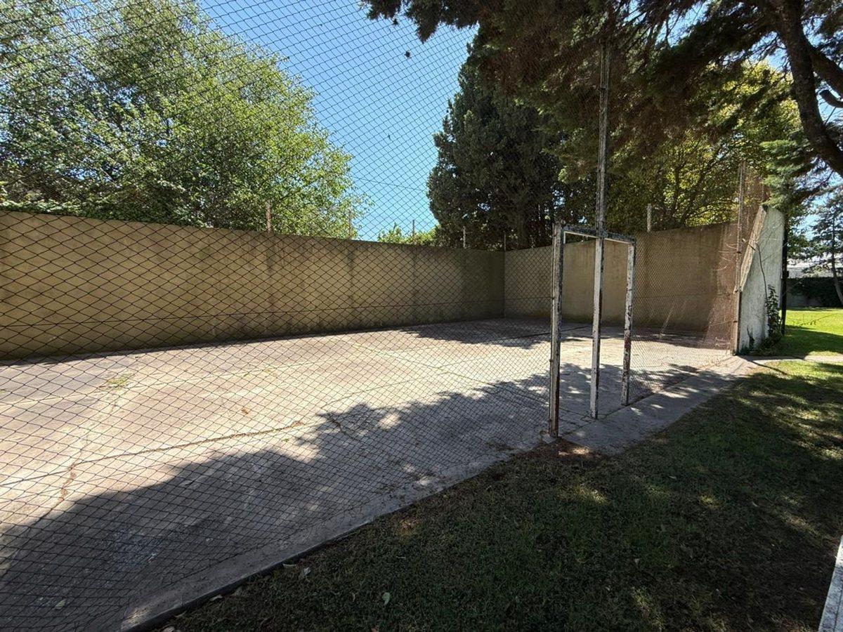 Foto de Casa quinta en venta Guernica c/pileta, imagen 4