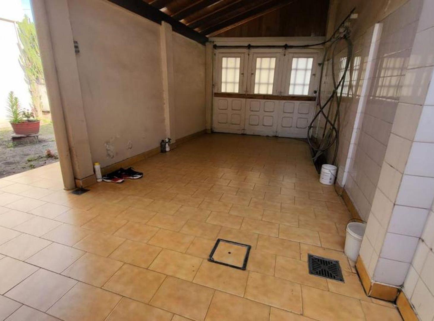 Foto de casa en venta lote propio de 8 x 40 Lanús oeste, imagen 5