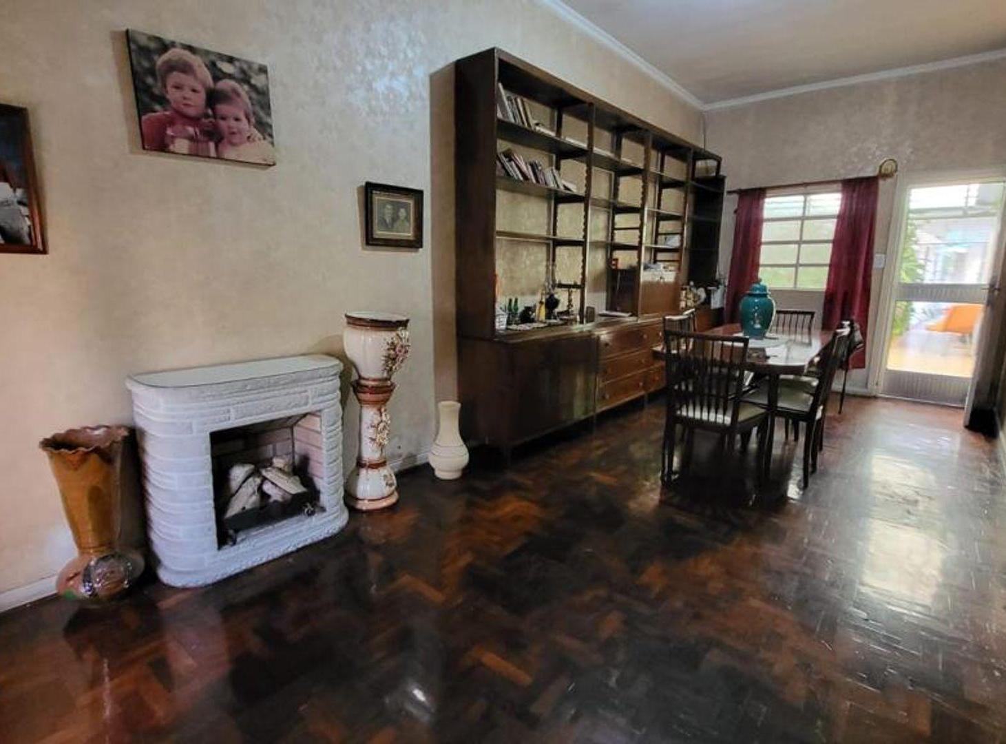 Foto de casa en venta lote propio de 8 x 40 Lanús oeste, imagen 1