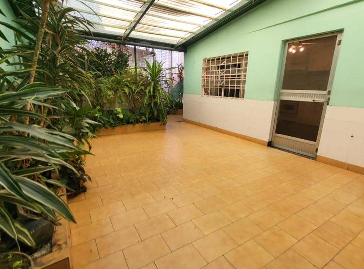 Foto de casa en venta lote propio de 8 x 40 Lanús oeste, imagen 4