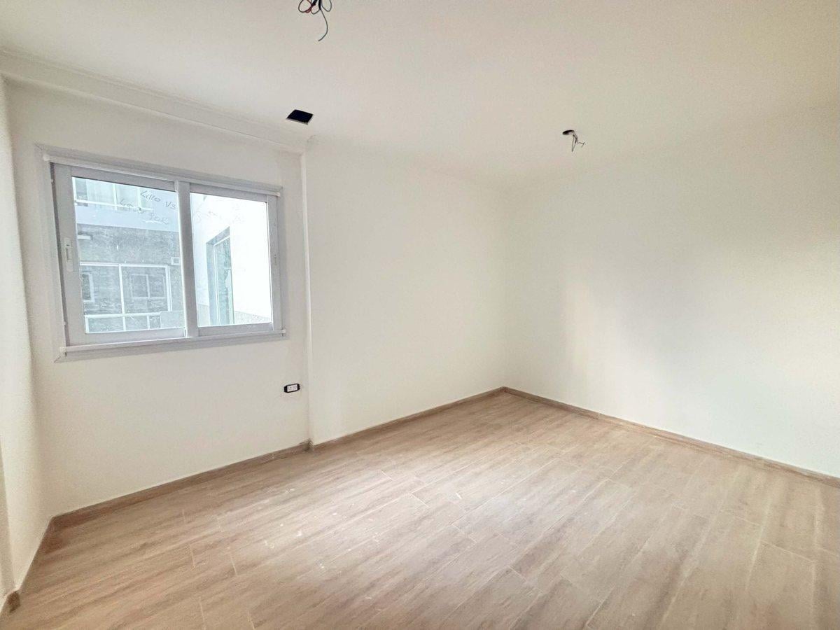 Foto de VENTA DEPTO 3 AMB A ESTRENAR C/COCHERA LANÚS OESTE, imagen 4