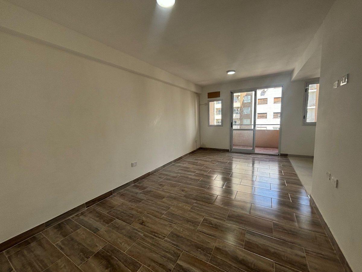 Foto de MONOAMBIENTE EN VENTA, LANUSITA, LUMINOSO, imagen 5
