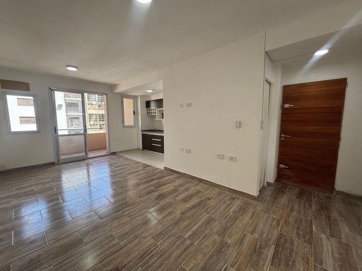 Foto de MONOAMBIENTE EN VENTA, LANUSITA, LUMINOSO, imagen 3