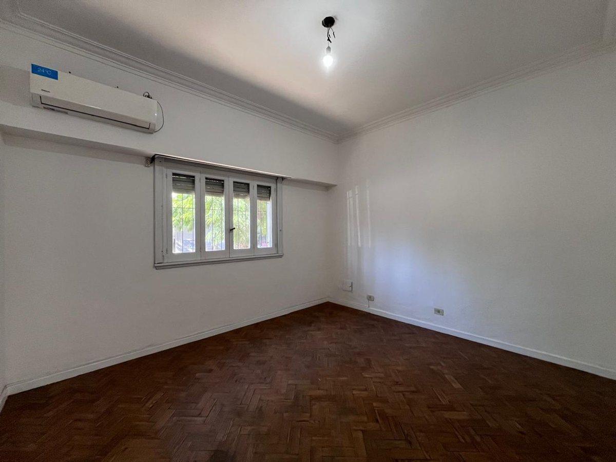 Foto de Casa 5 ambientes en venta en Gerli Avellaneda, imagen 2