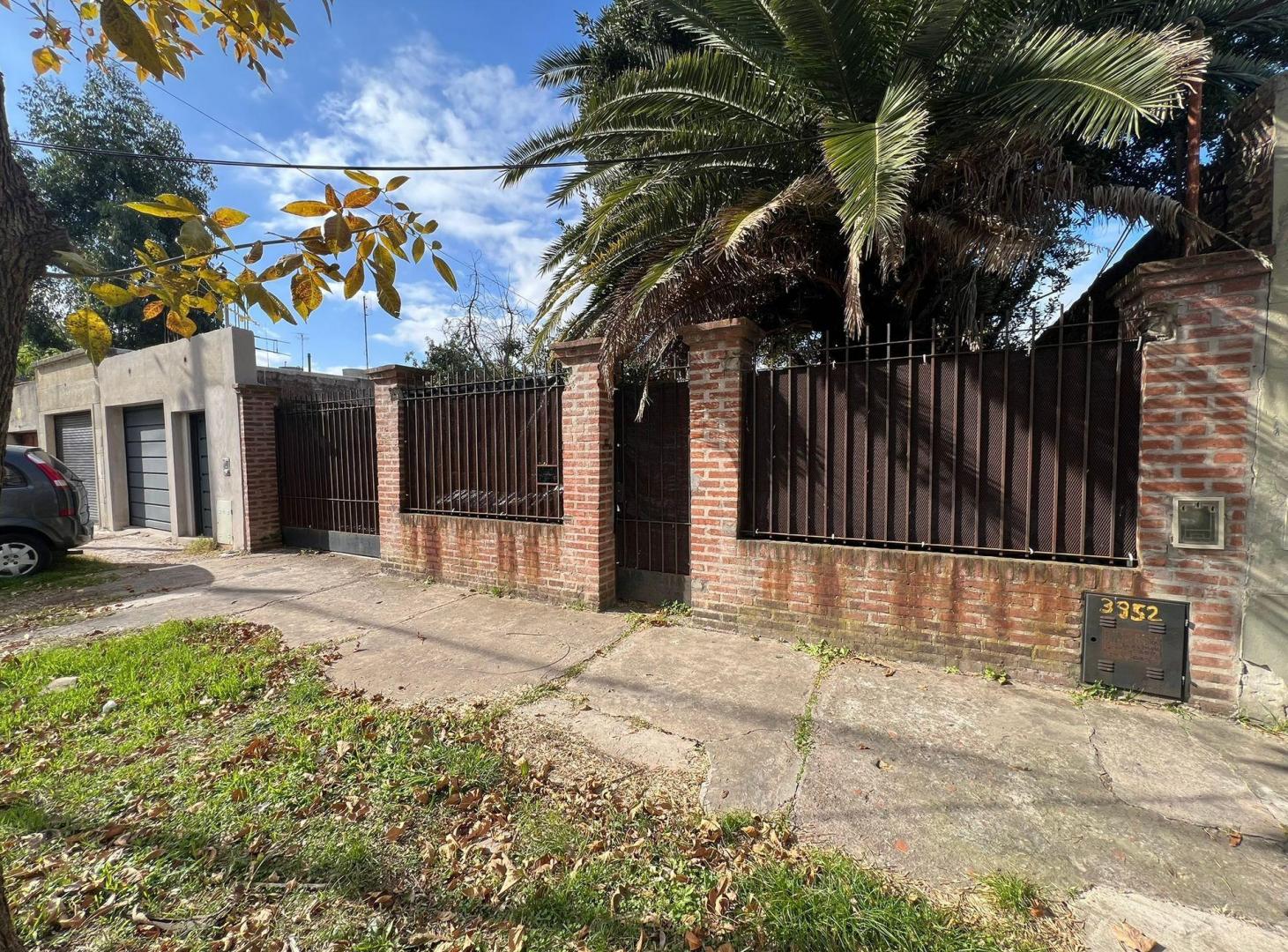 Foto de Venta de terreno en Remedios de Escalada, imagen 1