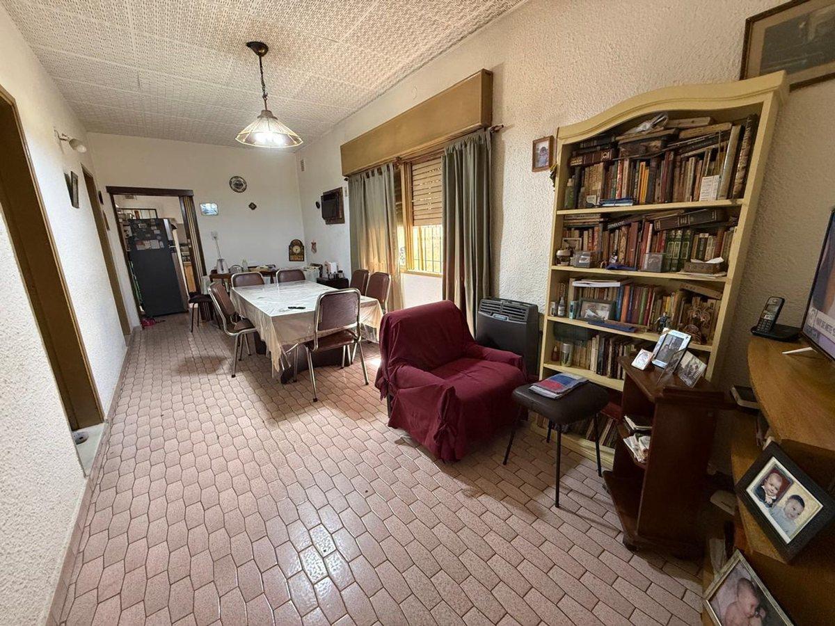 Foto de VENTA CASA 3 AMBIENTES VALENTIN A. APTO CREDITO, imagen 5