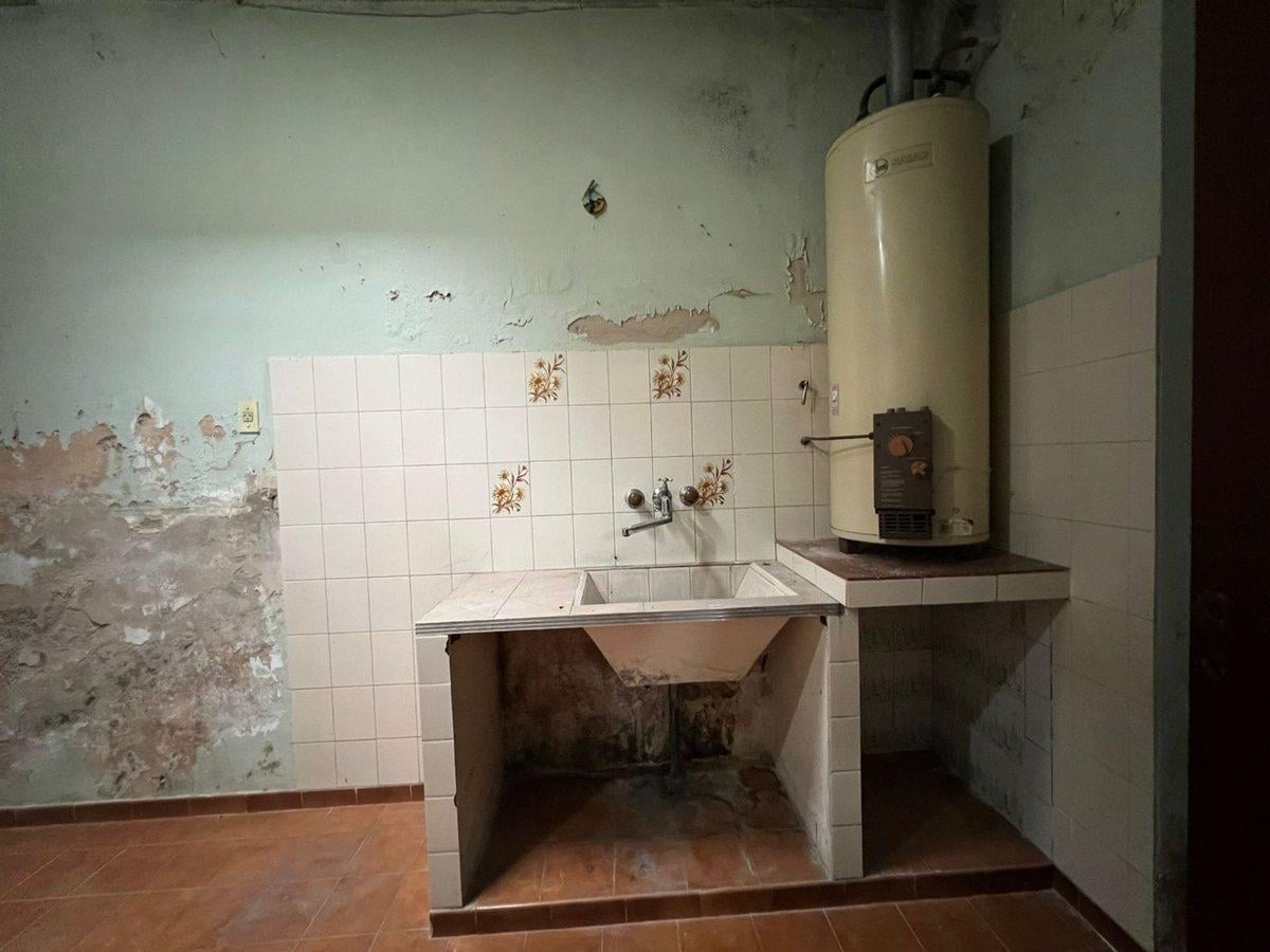 Foto de CASA LOTE PROPIO EN VENTA, 8,66X35 BANFIELD, imagen 2