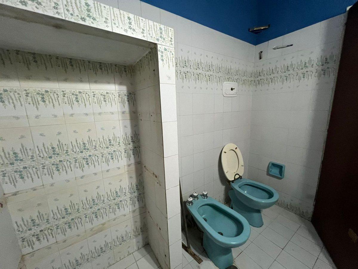 Foto de CASA LOTE PROPIO EN VENTA, 8,66X35 BANFIELD, imagen 5