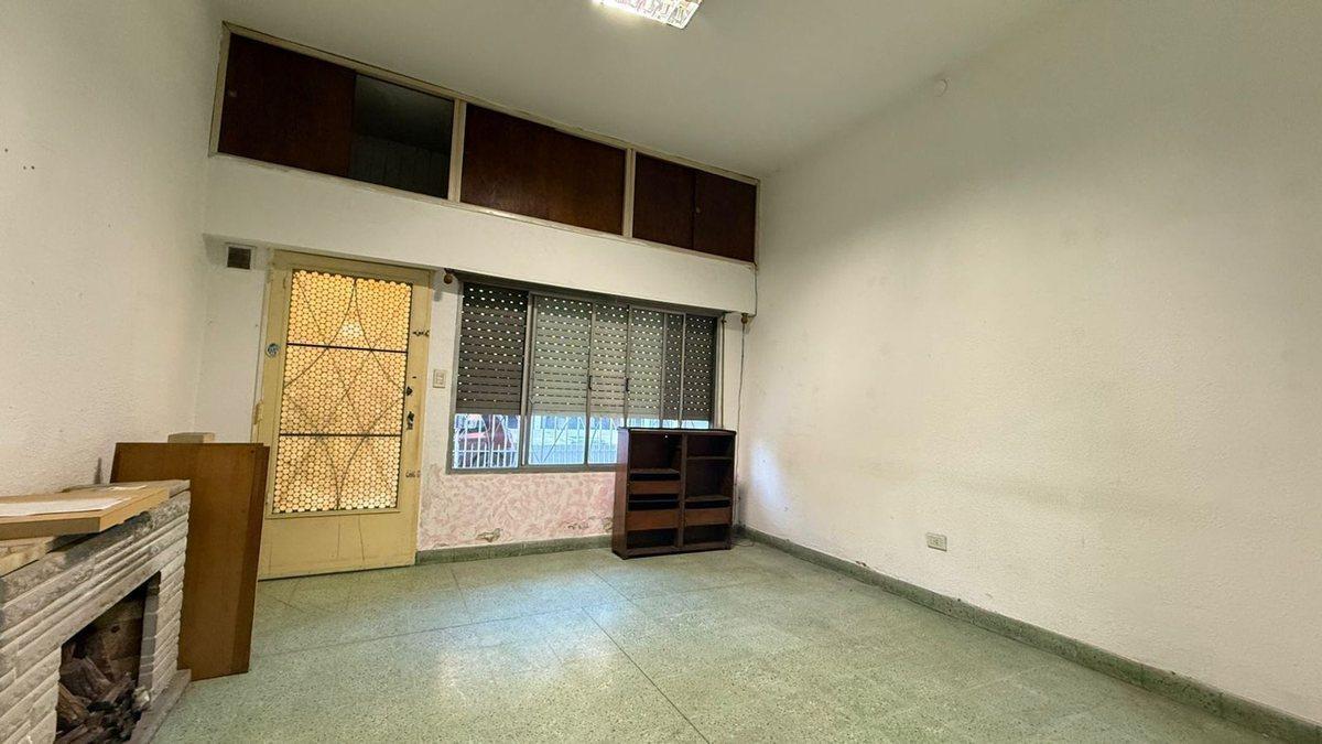 Foto de PH TIPO CASA EN VENTA 3 AMB CON TERRAZA, imagen 5
