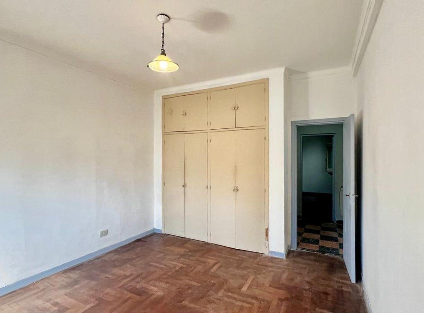 Foto de EN VENTE-DEPTO 3 AMB-75MTRS-PRIMER PISO AL FRENTE, imagen 2