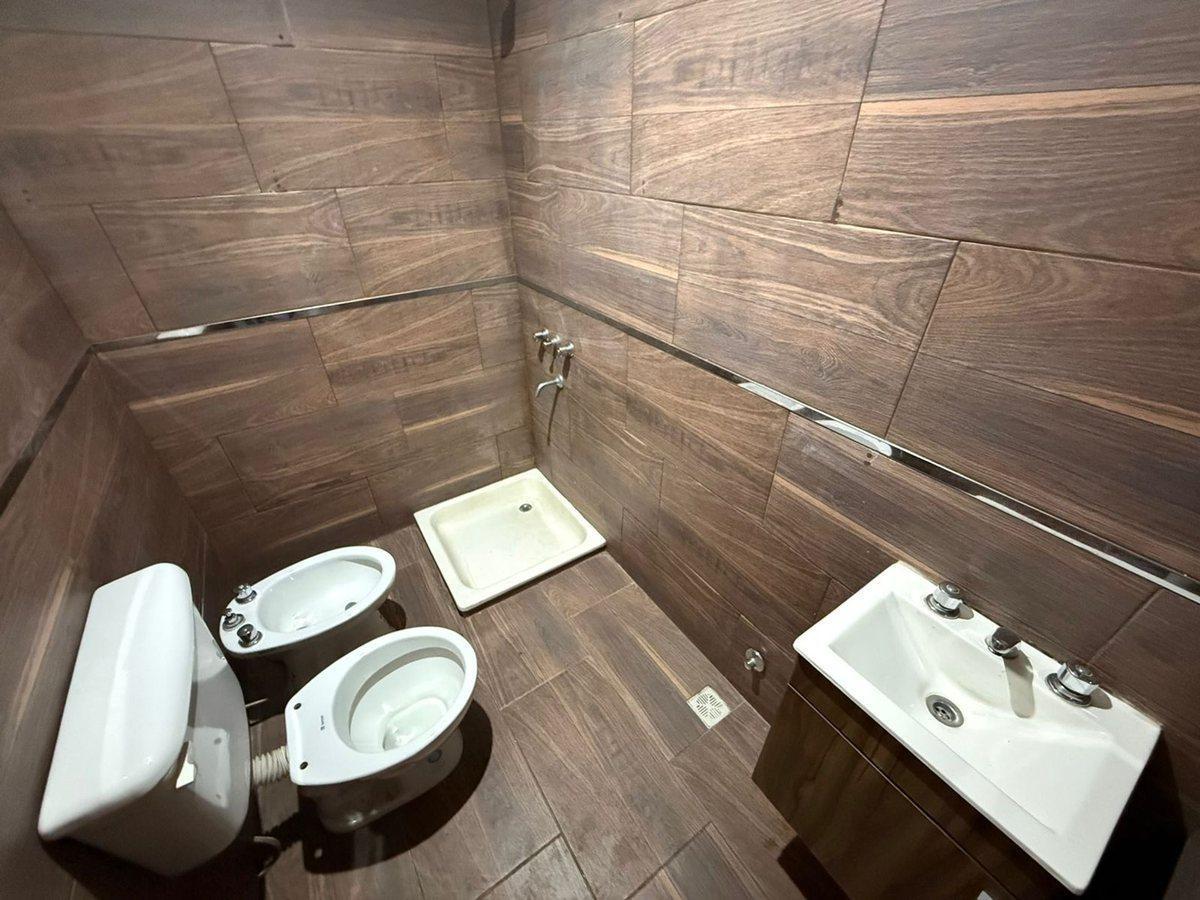 Foto de DEPTO MONOAMBIENTE EN VENTA, EXCELENTE UBICACION!, imagen 3
