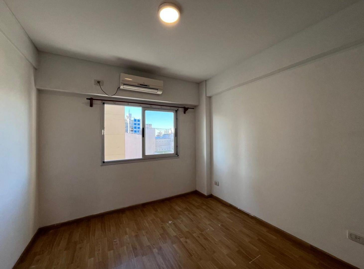 Foto de Departamento 2 ambientes en Alquiler en Lanús O., imagen 3