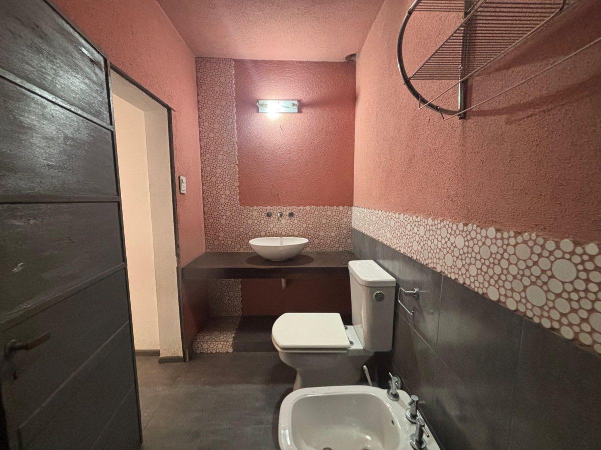 Foto de CASA + DEPTO C/TERRAZA, EN VENTA, VALENTIN ALSINA, imagen 1